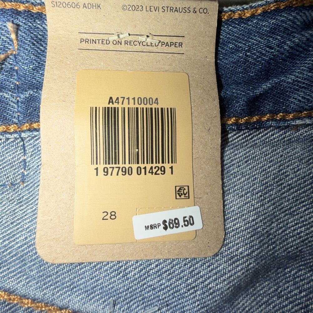 Levi's Women's Side Slit Skirt Size 28 Blue Denim New With Tags (AM32) - Picture 2 of 4